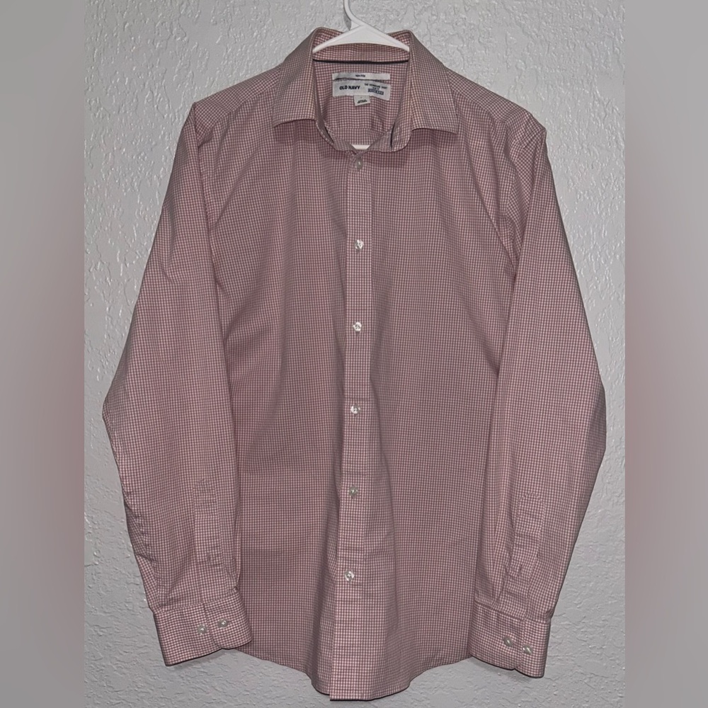 Men’s Old Navy Burgandy Checked Dress Shirt